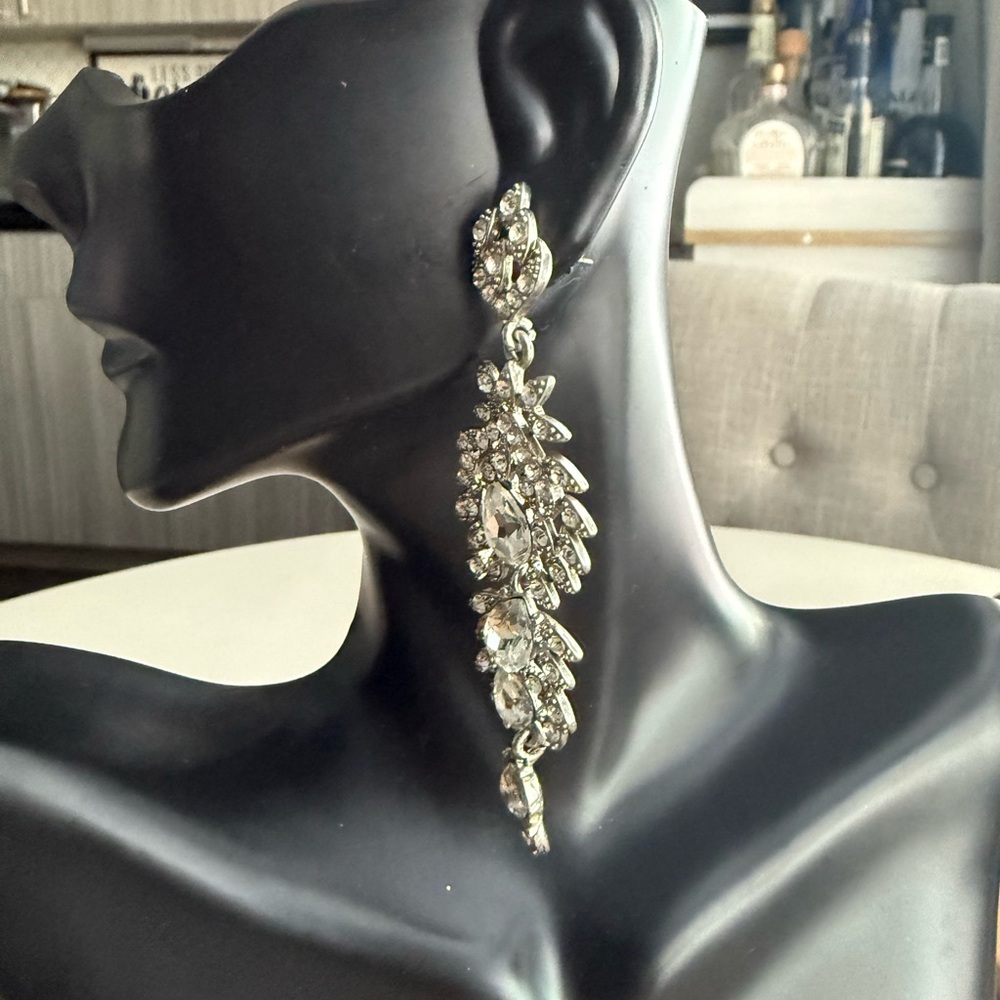 Glamorous Crystal Leaf Drop Earrings